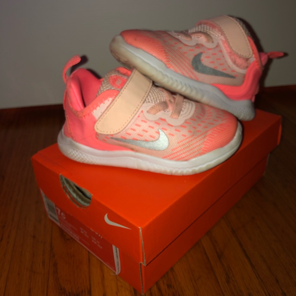 Nike toddler shoes